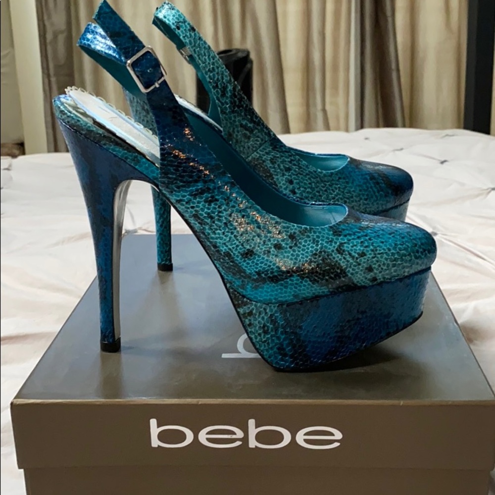 Bebe platform slingback